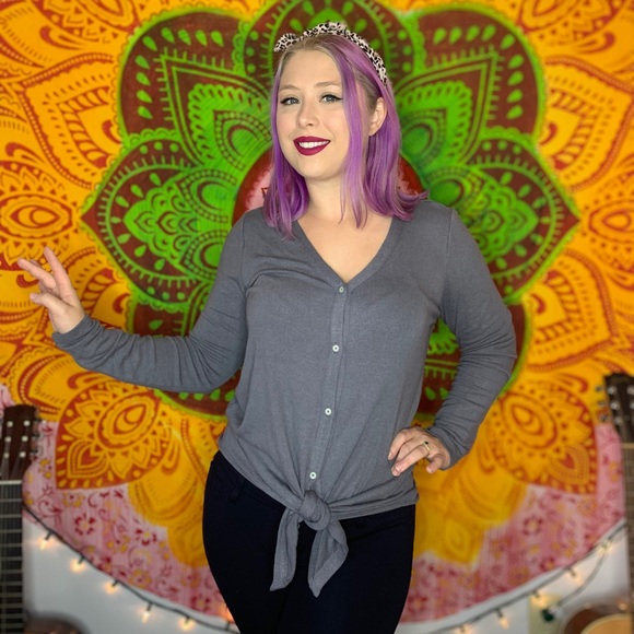 Gray button up sweater - Picture 2 of 5